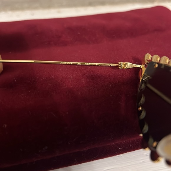 GUCCI FOREVER HOLLYWOOD EMBELLISHED PEARL WITH GOLD CAT EYE SUNGLASSES - Picture 6 of 13